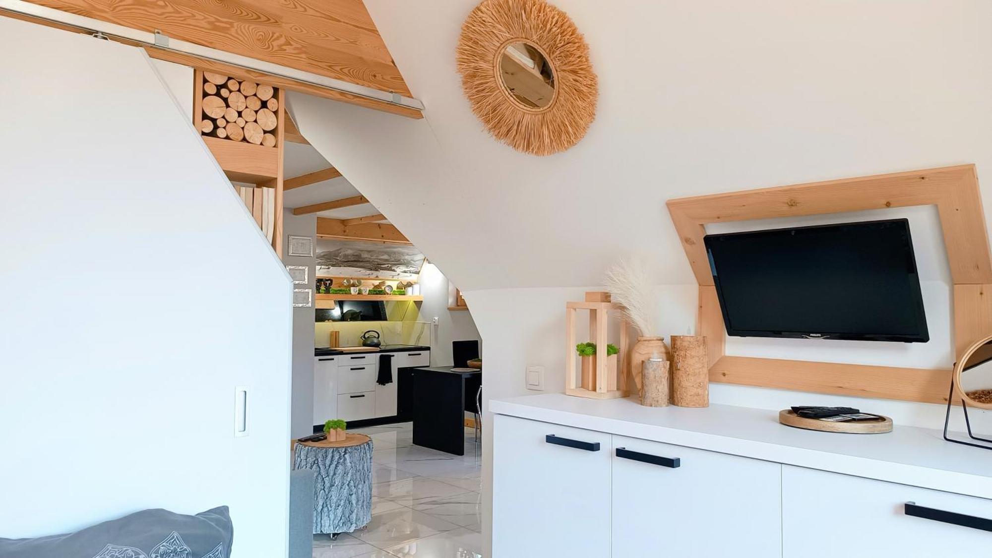 Lux Houses W Domku Tylko Dwa Apartamentyz Jacuzzi Zewnetrznym Gron Luaran gambar